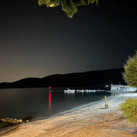 Asteria House Daire Animborió